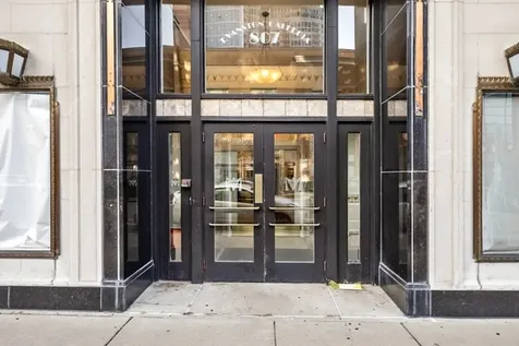 807 Church Street Evanston IL 60201