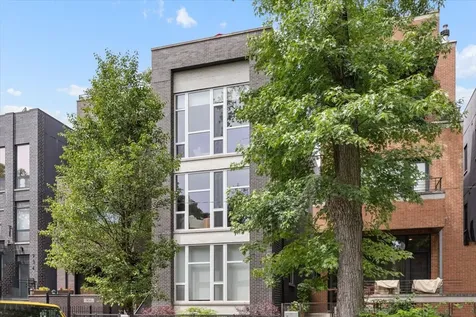 938 North Winchester Avenue Chicago IL 60622