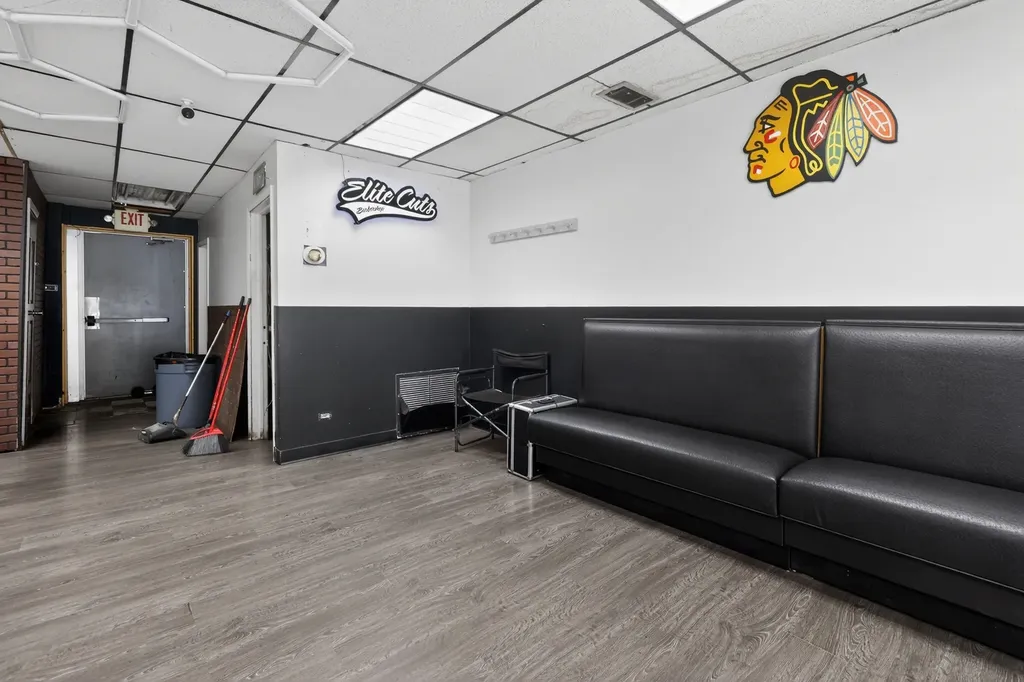 4342 West 63rd Street Chicago IL 60629