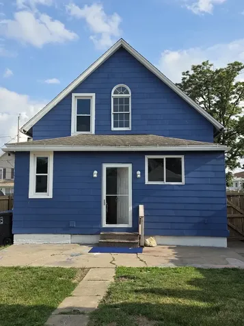 717 17TH Avenue Moline IL 61265