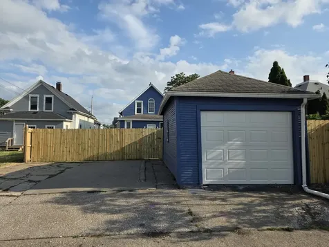 717 17TH Avenue Moline IL 61265