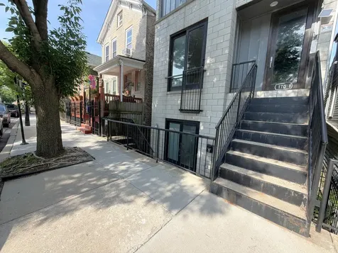 1708 South Desplaines Street Chicago IL 60616