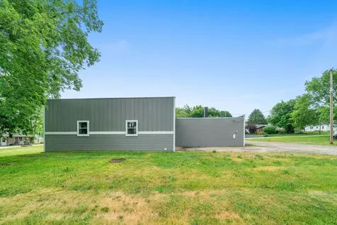 19 Sherman Street Millbrook IL 60536
