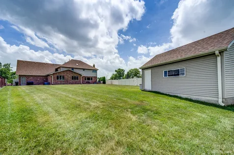 7998 Champlain Avenue Tinley Park IL 60477