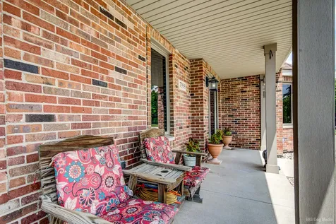 7998 Champlain Avenue Tinley Park IL 60477