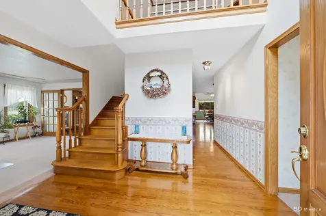 7998 Champlain Avenue Tinley Park IL 60477