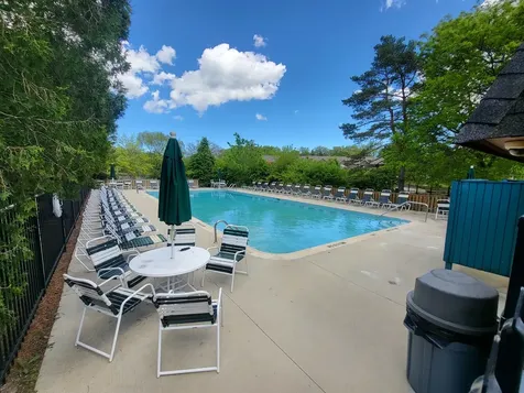 2640 Pirate Cove Schaumburg IL 60173