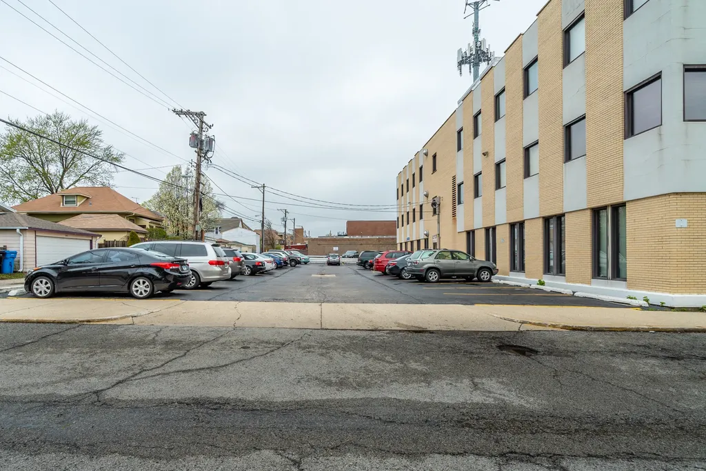 6650 North Northwest Highway Chicago IL 60631