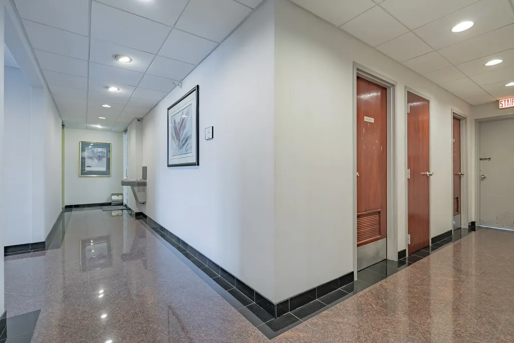 6650 North Northwest Highway Chicago IL 60631