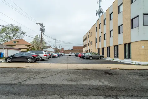 6650 North Northwest Highway Chicago IL 60631