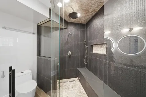 308 West Evergreen Avenue Chicago IL 60610