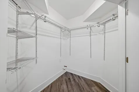 308 West Evergreen Avenue Chicago IL 60610
