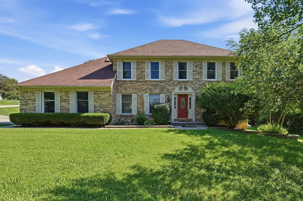 5N861 Harvest Court St. Charles IL 60174
