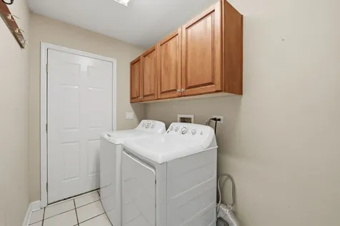 5N861 Harvest Court St. Charles IL 60174