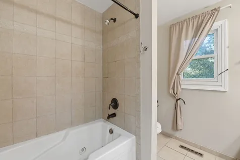 5N861 Harvest Court St. Charles IL 60174