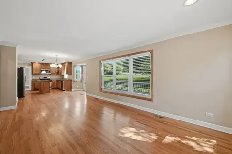 5N861 Harvest Court St. Charles IL 60174