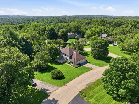 5N861 Harvest Court St. Charles IL 60174