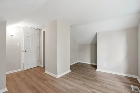 15021 Perry Avenue South Holland IL 60473