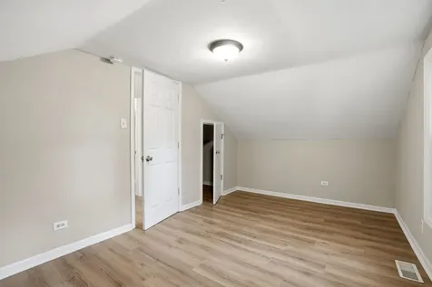 15021 Perry Avenue South Holland IL 60473
