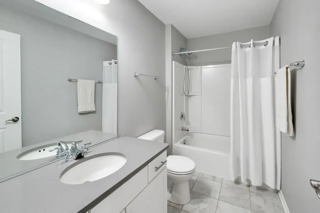 3545 Mulligan Drive Woodridge IL 60517