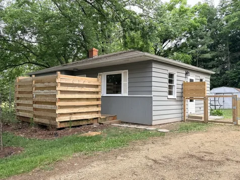 2471 North Jackson Road Pecatonica IL 61063