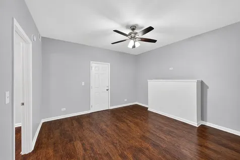 7406 South Crandon Avenue Chicago IL 60649