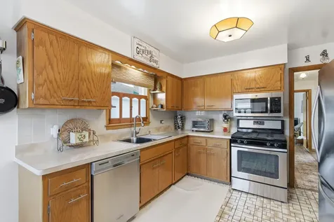 2539 Atlantic Street Franklin Park IL 60131