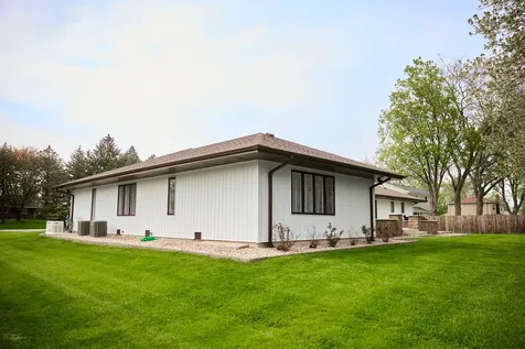 23378 North Apple Hill Lane Lincolnshire IL 60069