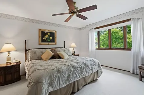 1411 West Allison Court Arlington Heights IL 60005