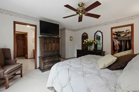 1411 West Allison Court Arlington Heights IL 60005