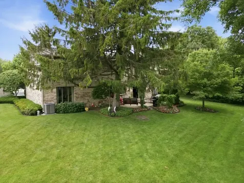 1411 West Allison Court Arlington Heights IL 60005