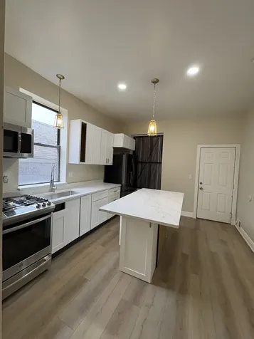 1628 North Kimball Avenue Chicago IL 60647