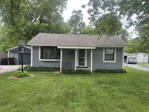37 South Heather Drive Crystal Lake IL 60014