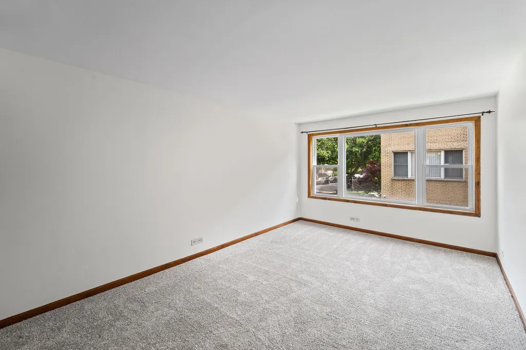 4338 North Keeler Avenue Chicago IL 60641