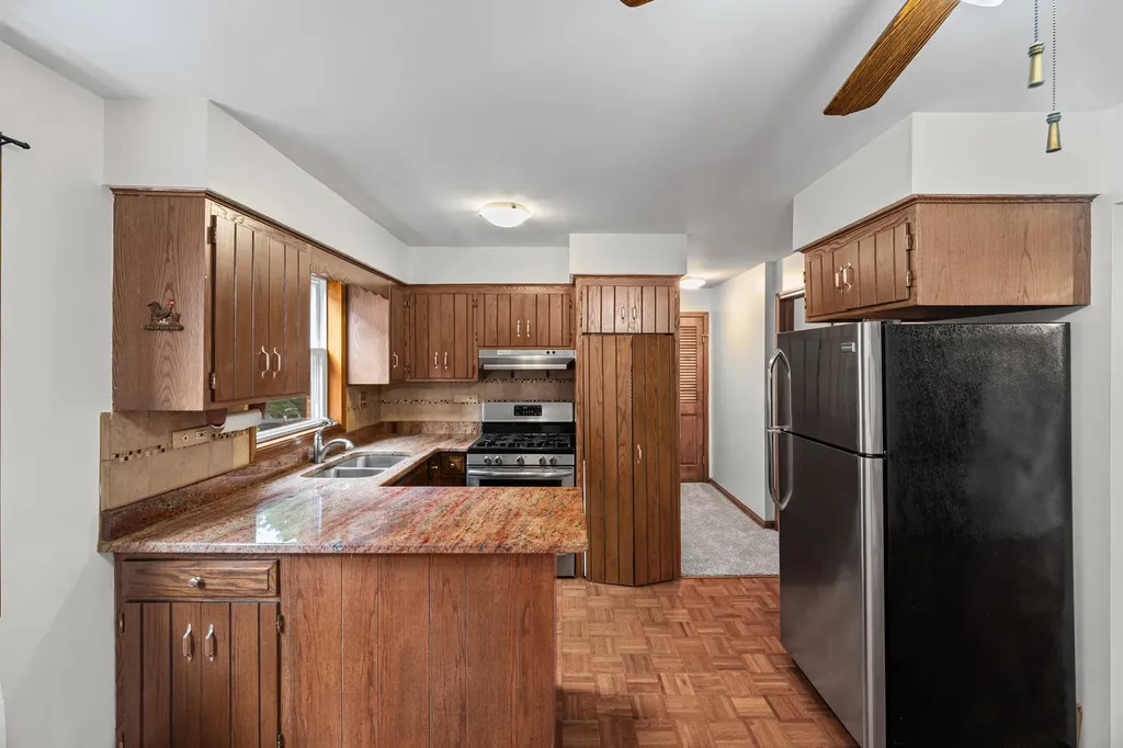 4338 North Keeler Avenue Chicago IL 60641