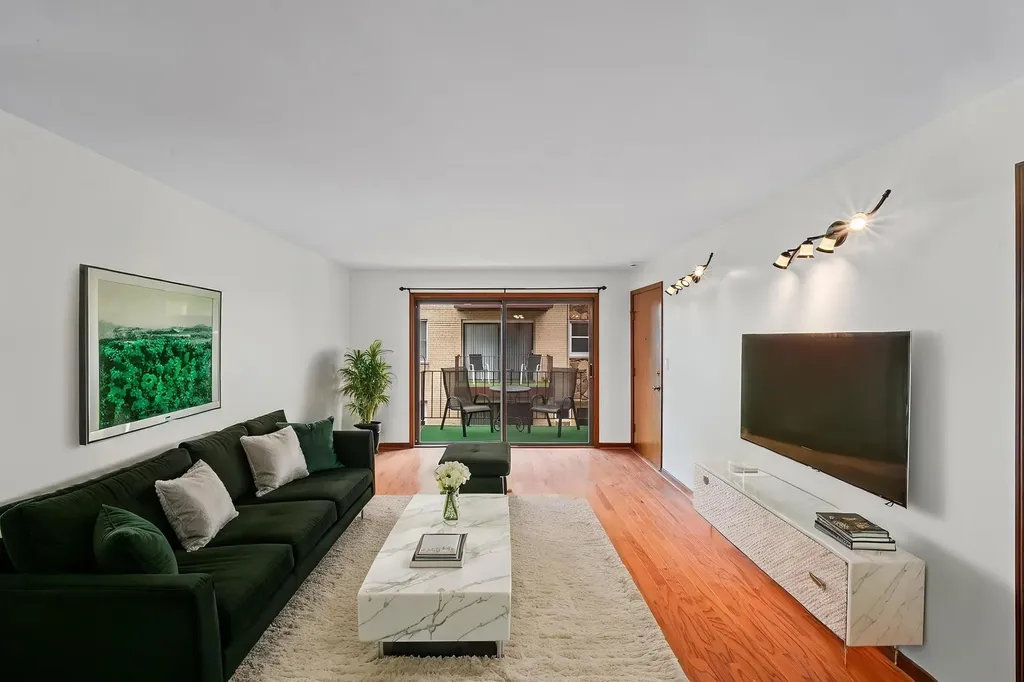 4338 North Keeler Avenue Chicago IL 60641