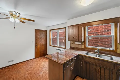 4338 North Keeler Avenue Chicago IL 60641