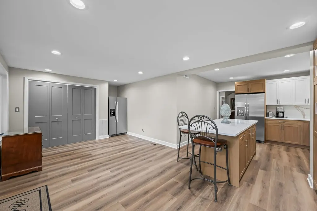 1032 Courtland Avenue Park Ridge IL 60068