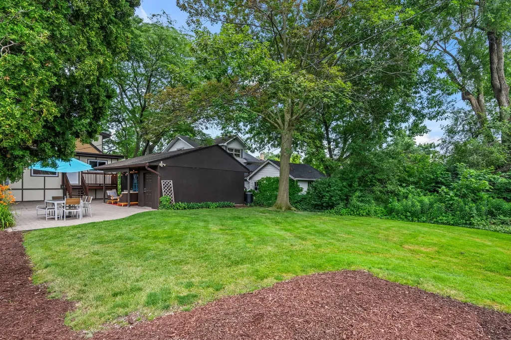 1032 Courtland Avenue Park Ridge IL 60068