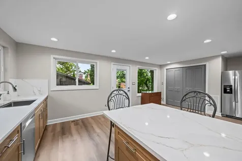 1032 Courtland Avenue Park Ridge IL 60068