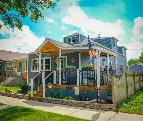 10906 South Troy Street Chicago IL 60655