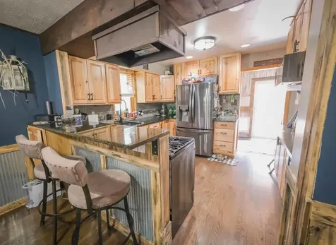 10906 South Troy Street Chicago IL 60655