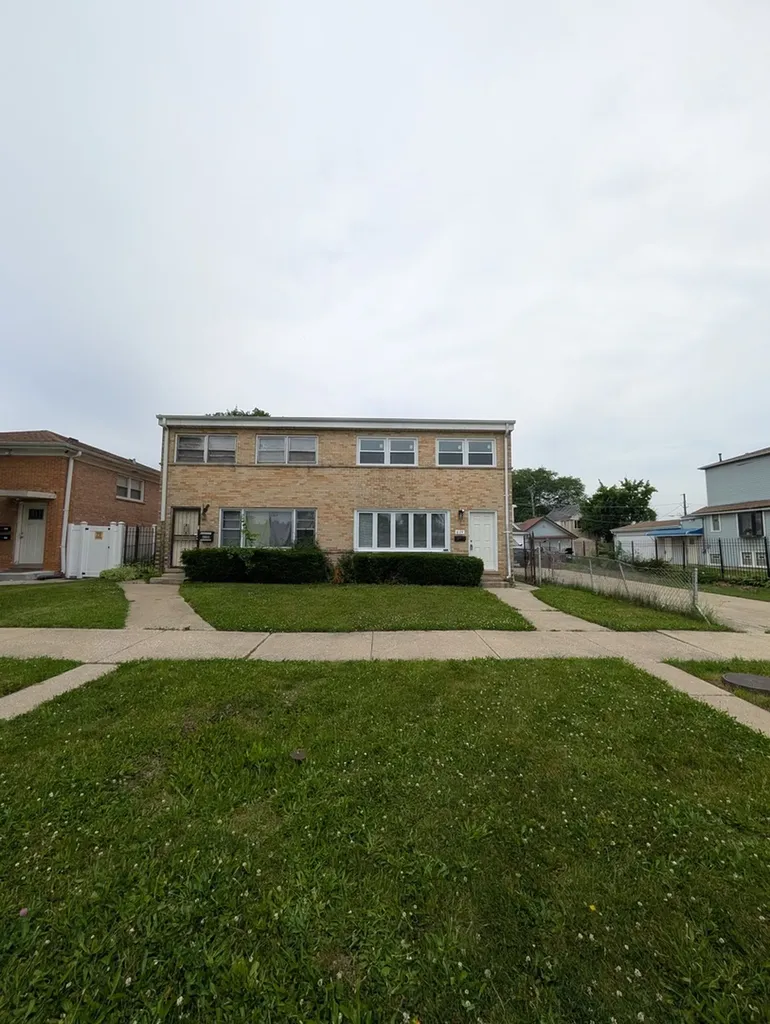 624 South 11th Avenue Maywood IL 60153