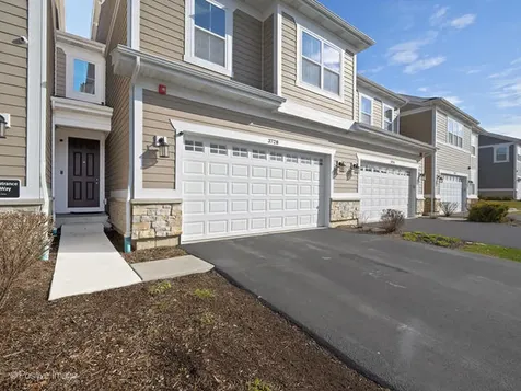 3728 Provenance Way Northbrook IL 60062