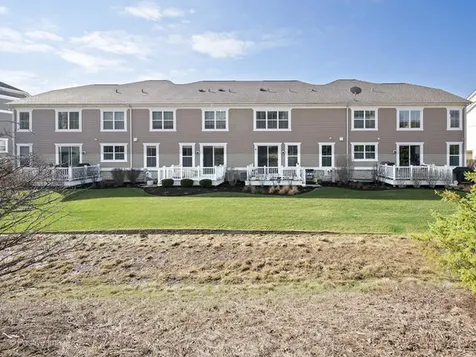 3728 Provenance Way Northbrook IL 60062