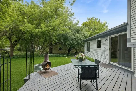 821 Blue Mound Drive Crystal Lake IL 60014