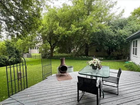 821 Blue Mound Drive Crystal Lake IL 60014