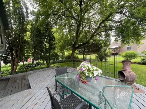 821 Blue Mound Drive Crystal Lake IL 60014