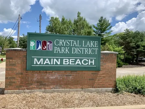 821 Blue Mound Drive Crystal Lake IL 60014
