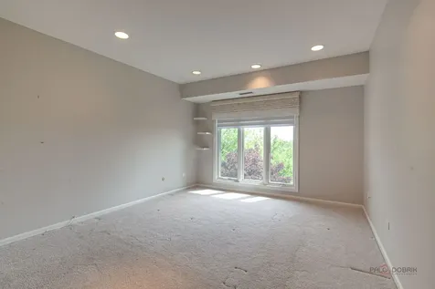 1721 Mission Hills Road Northbrook IL 60062